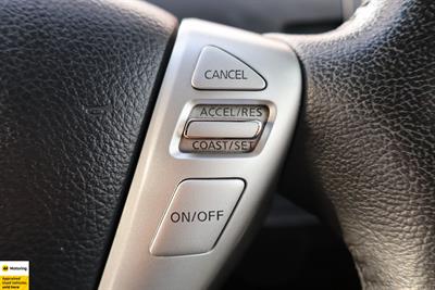 2015 Nissan Serena - Thumbnail