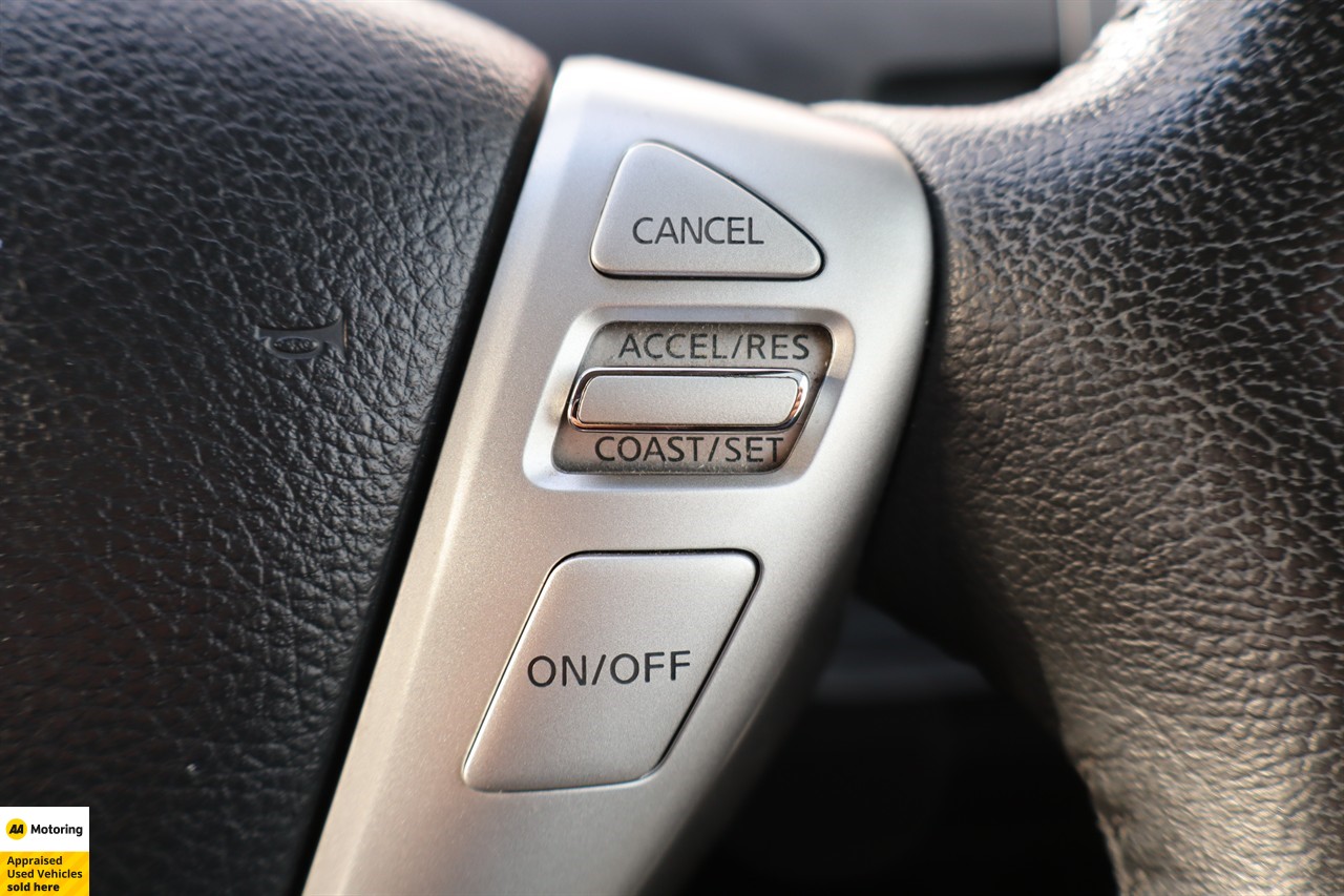2015 Nissan Serena