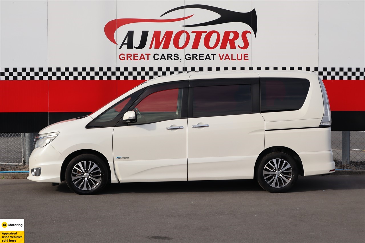 2015 Nissan Serena