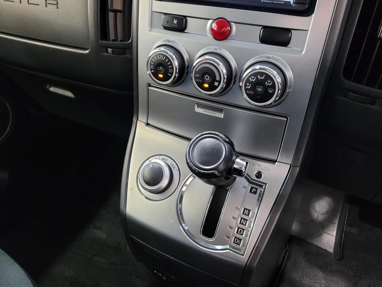 2014 Mitsubishi Delica