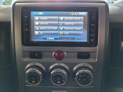 2014 Mitsubishi Delica - Thumbnail
