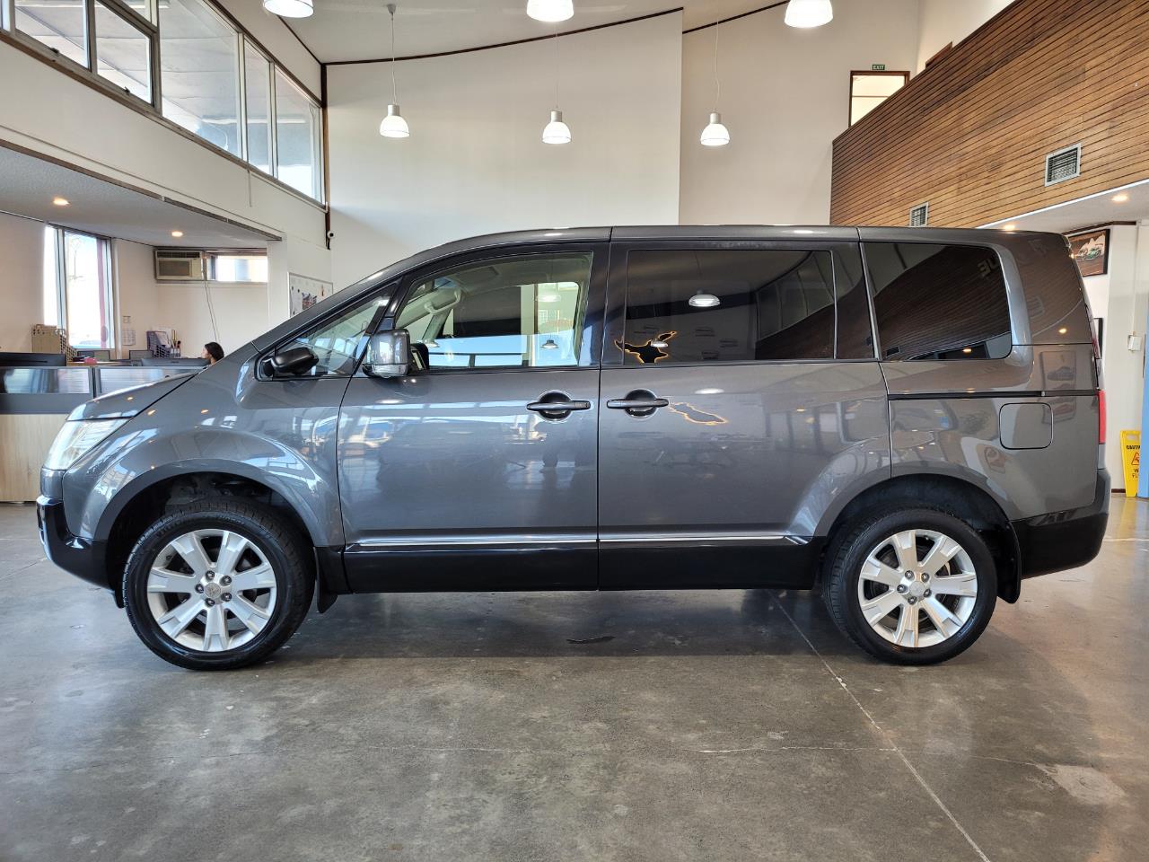 2014 Mitsubishi Delica