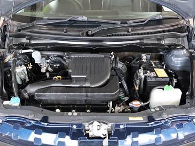 2015 Suzuki Swift - Thumbnail
