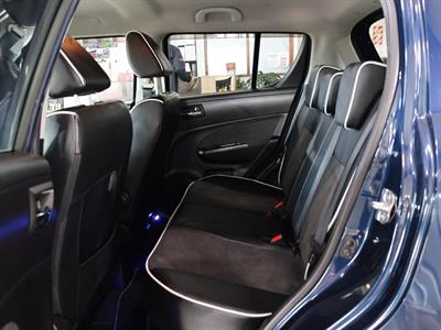 2015 Suzuki Swift - Thumbnail