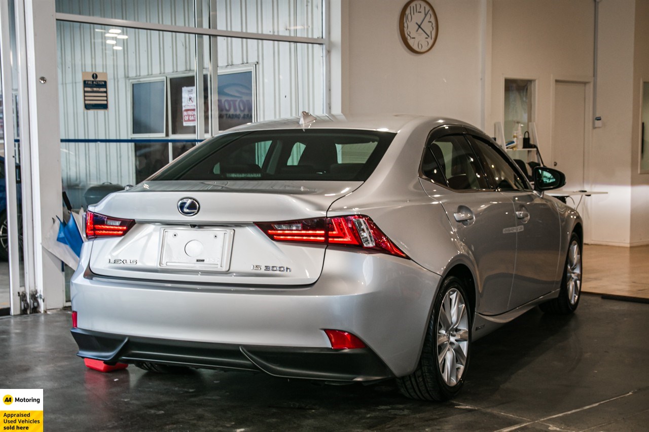2013 Lexus IS 4D