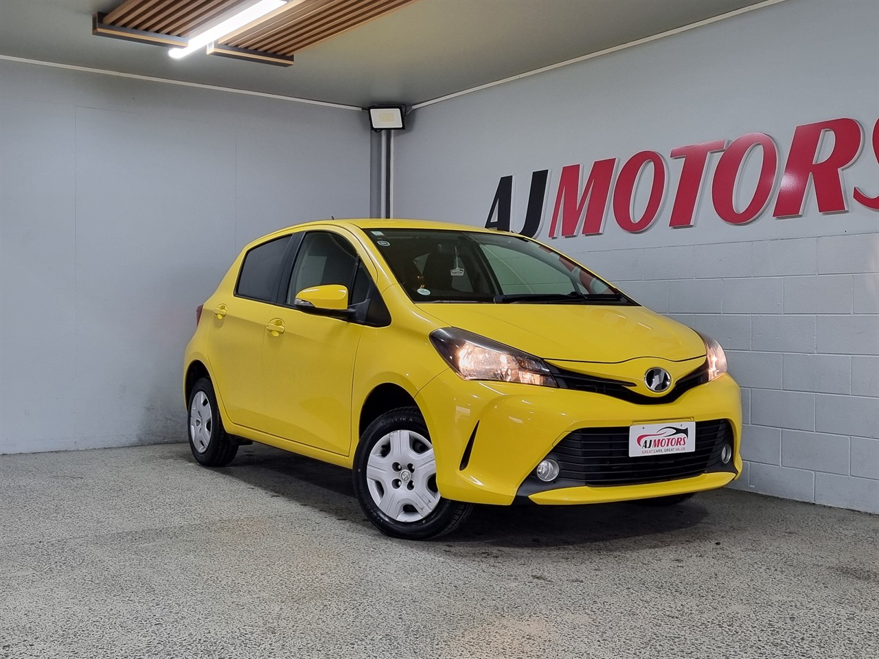 2014 Toyota Vitz