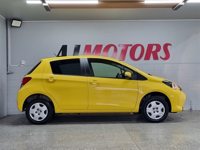 2014 Toyota Vitz - Thumbnail