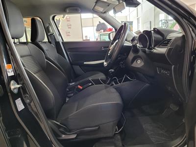 2021 Suzuki Swift - Thumbnail