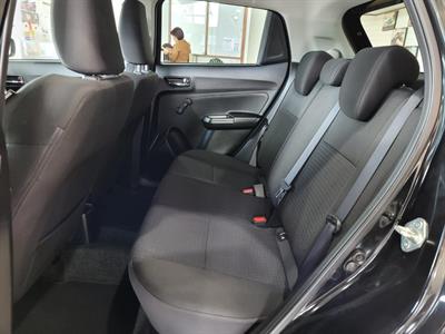 2021 Suzuki Swift - Thumbnail