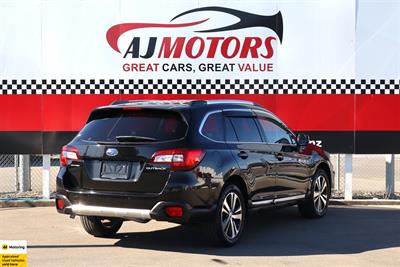 2018 Subaru Outback - Thumbnail