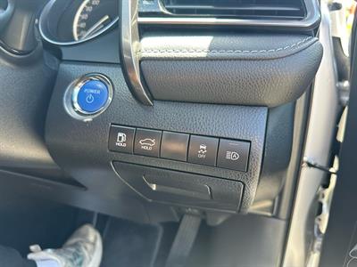 2022 Toyota Camry - Thumbnail