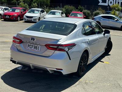 2022 Toyota Camry - Thumbnail