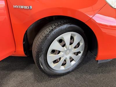 2012 Toyota Aqua - Thumbnail