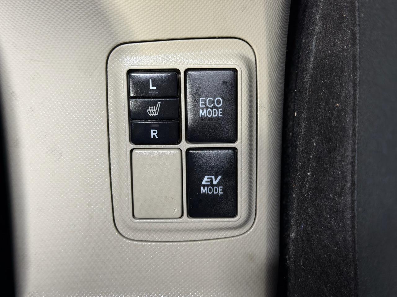 2012 Toyota Aqua