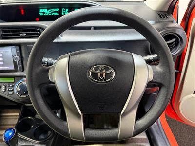2012 Toyota Aqua - Thumbnail