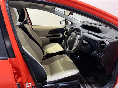 2012 Toyota Aqua - Thumbnail