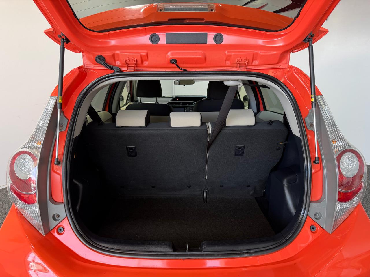 2012 Toyota Aqua
