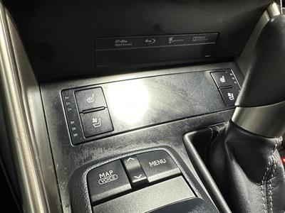 2013 Lexus IS 300h - Thumbnail