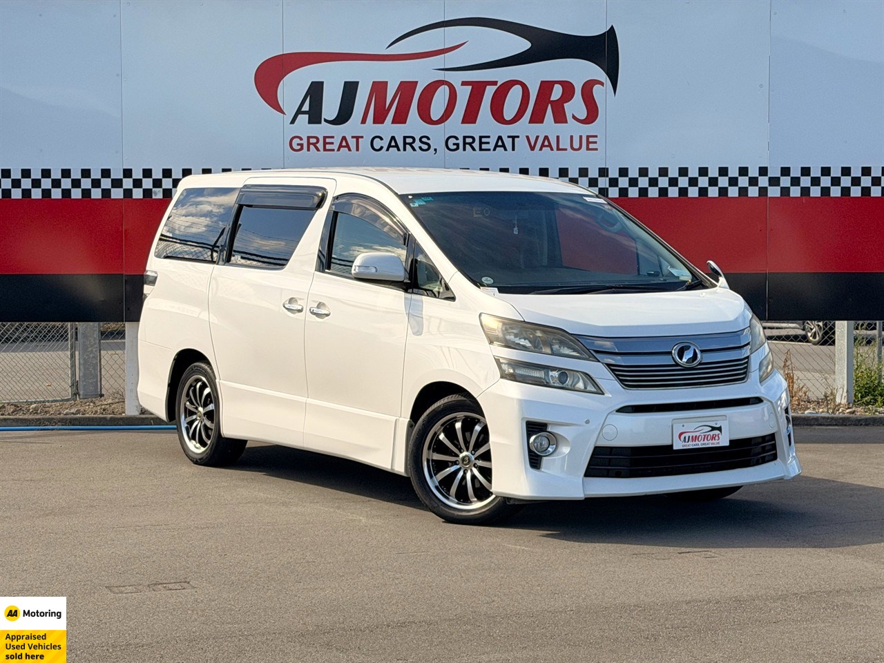 2012 Toyota Vellfire