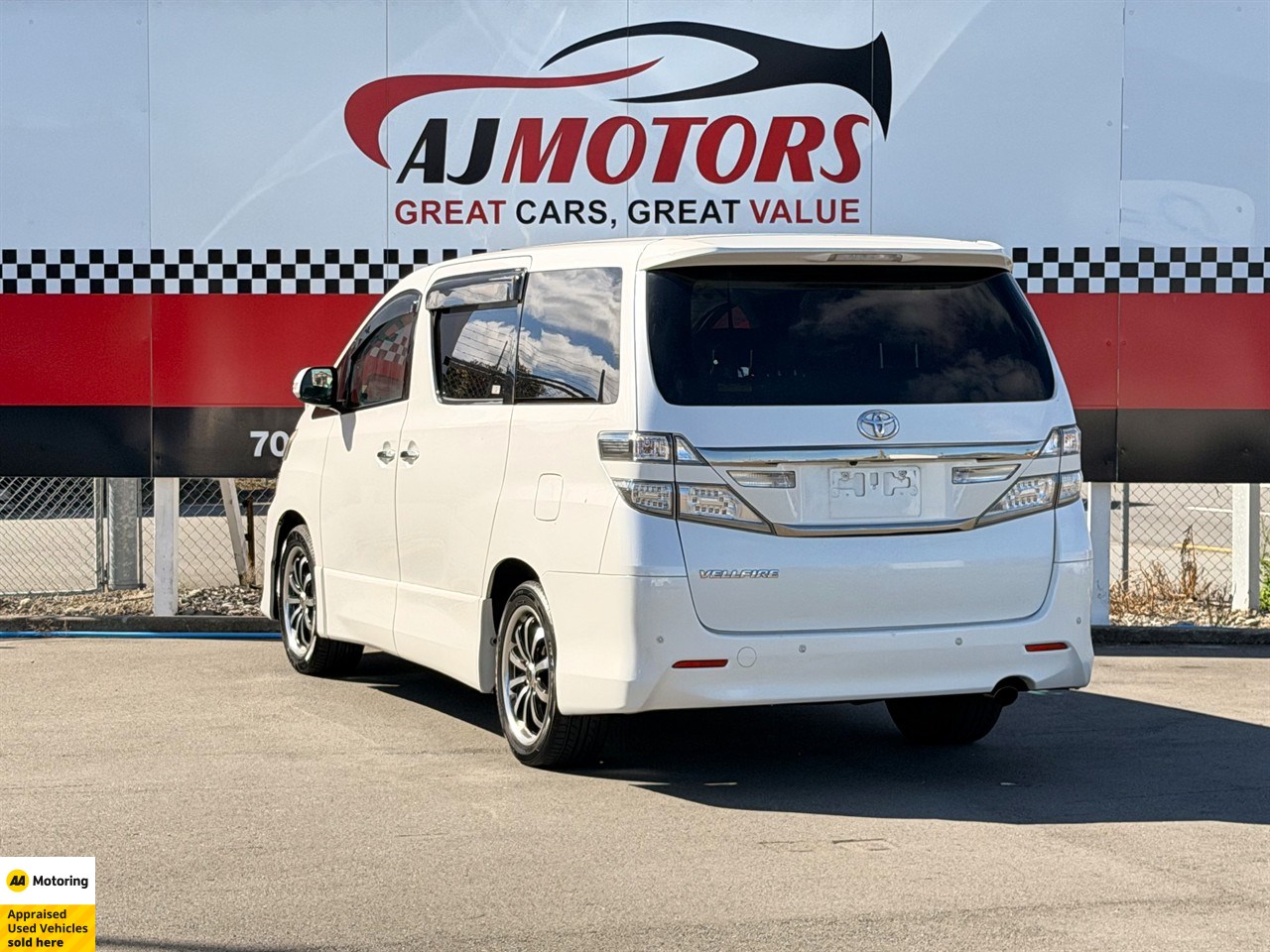 2012 Toyota Vellfire