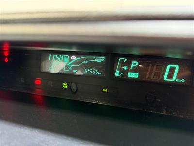 2012 Toyota Aqua - Thumbnail