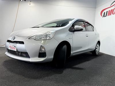 2012 Toyota Aqua - Thumbnail