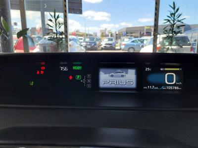 2019 Toyota Prius - Thumbnail