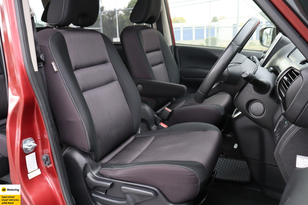 2017 Nissan Serena