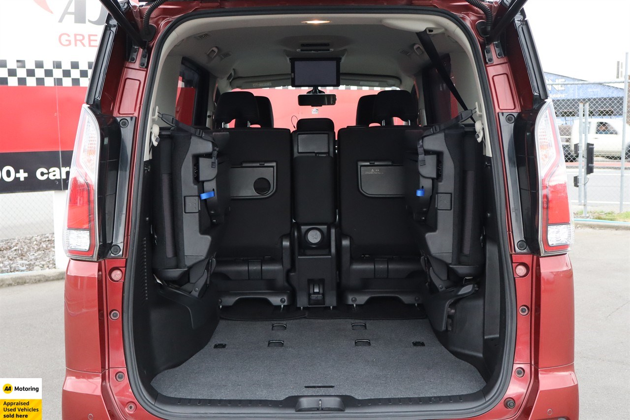 2017 Nissan Serena