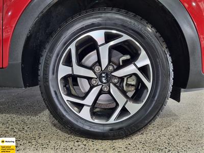 2021 Kia Sportage - Thumbnail