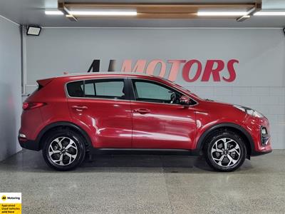 2021 Kia Sportage - Thumbnail