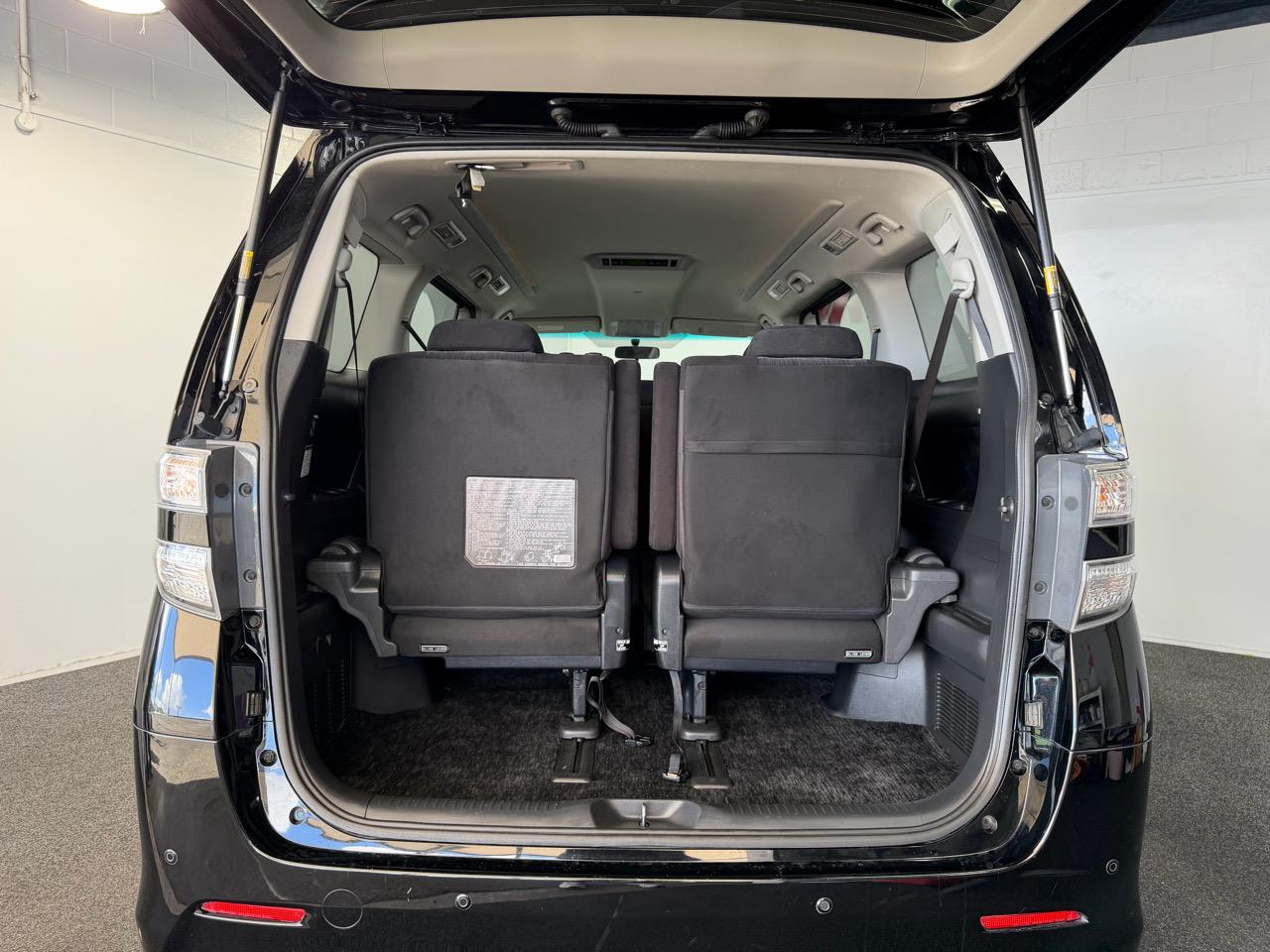 2012 Toyota Vellfire