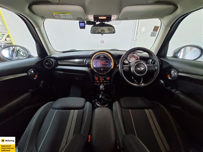 2017 Mini Cooper - Thumbnail