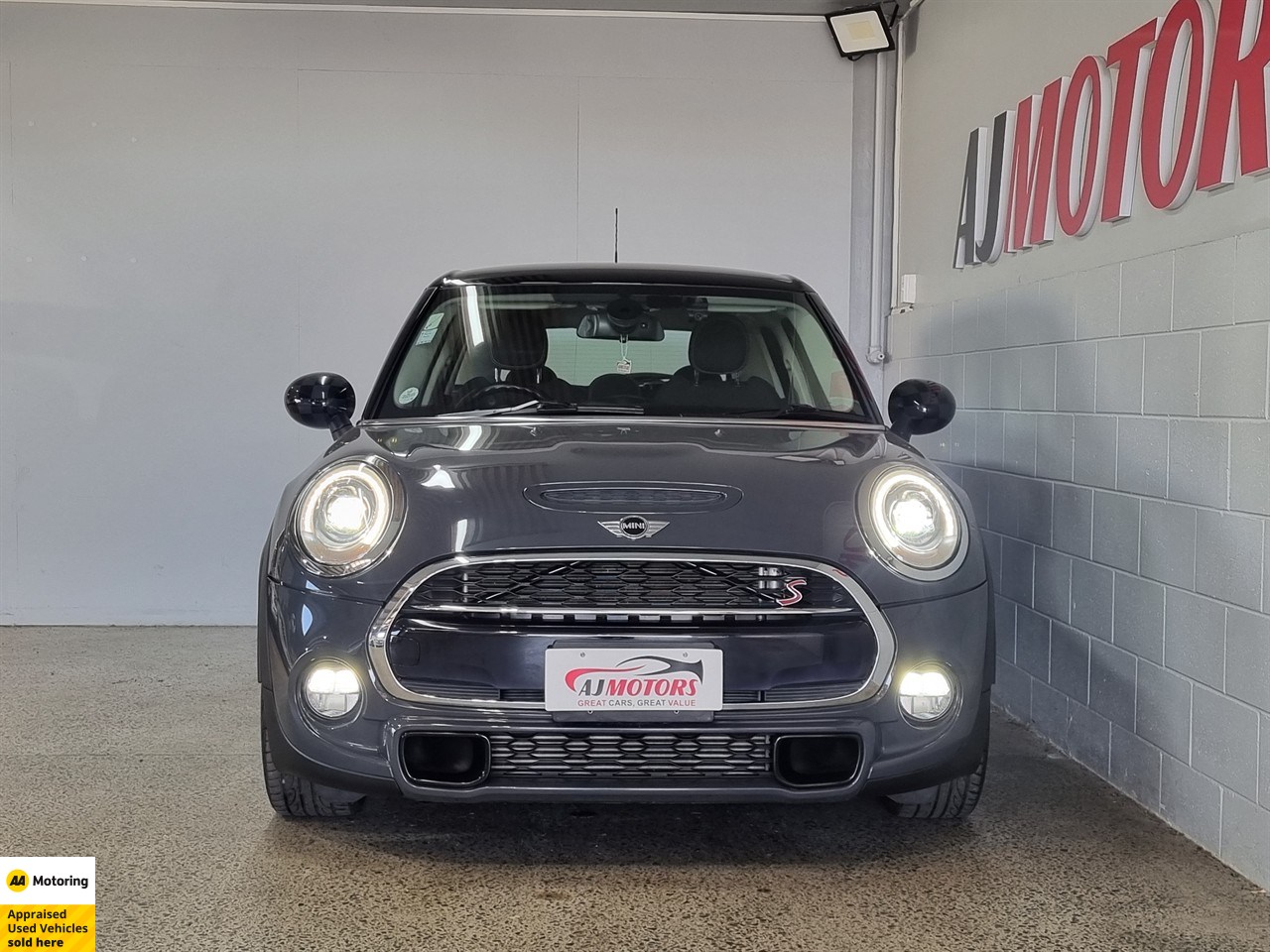 2017 Mini Cooper