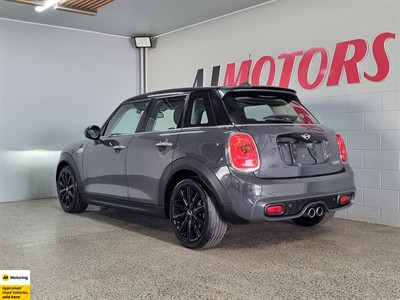 2017 Mini Cooper - Thumbnail