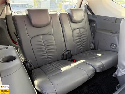 2012 Toyota Prius - Thumbnail