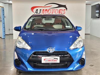 2015 Toyota Aqua - Thumbnail