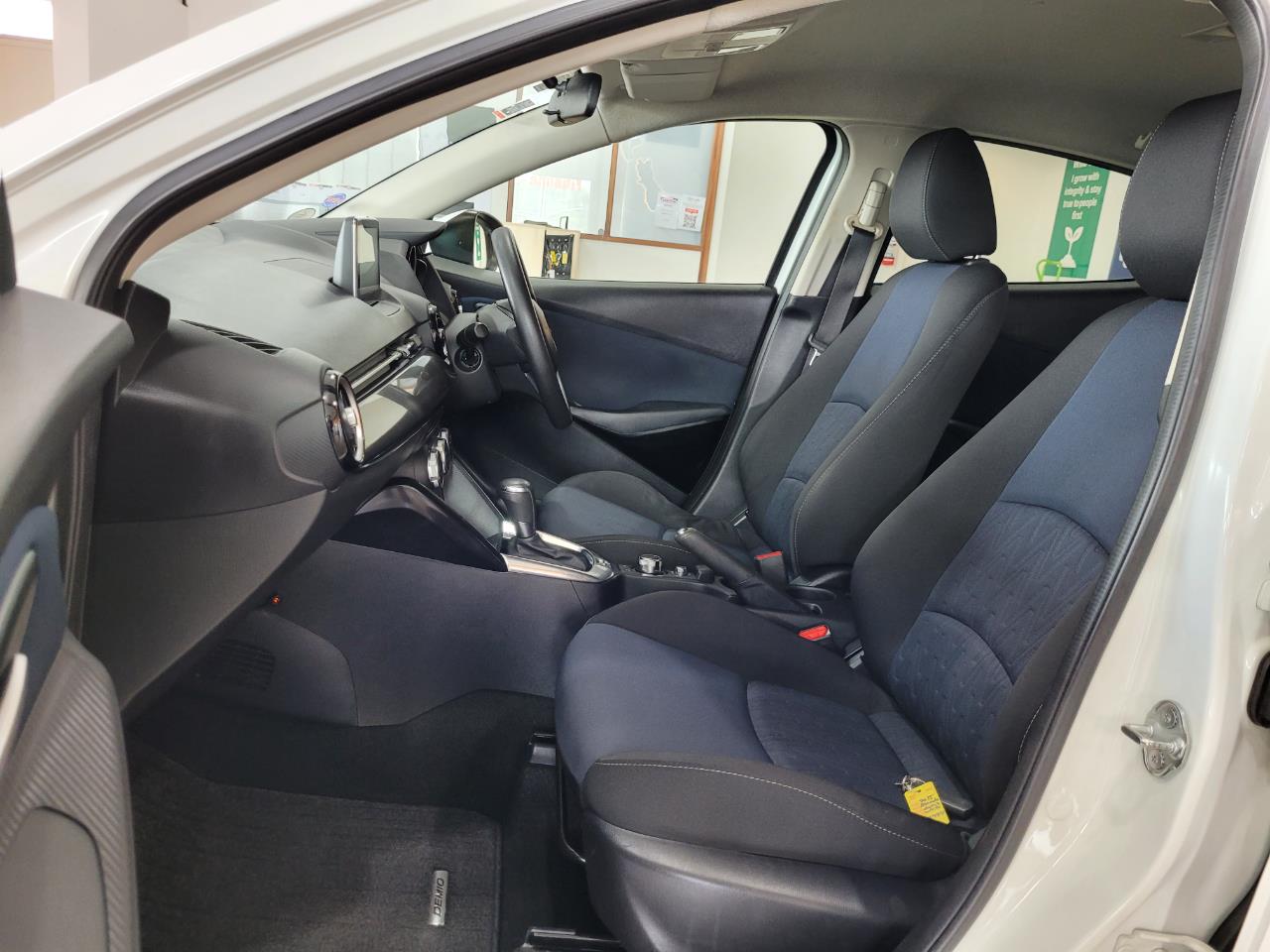 2015 Mazda Demio