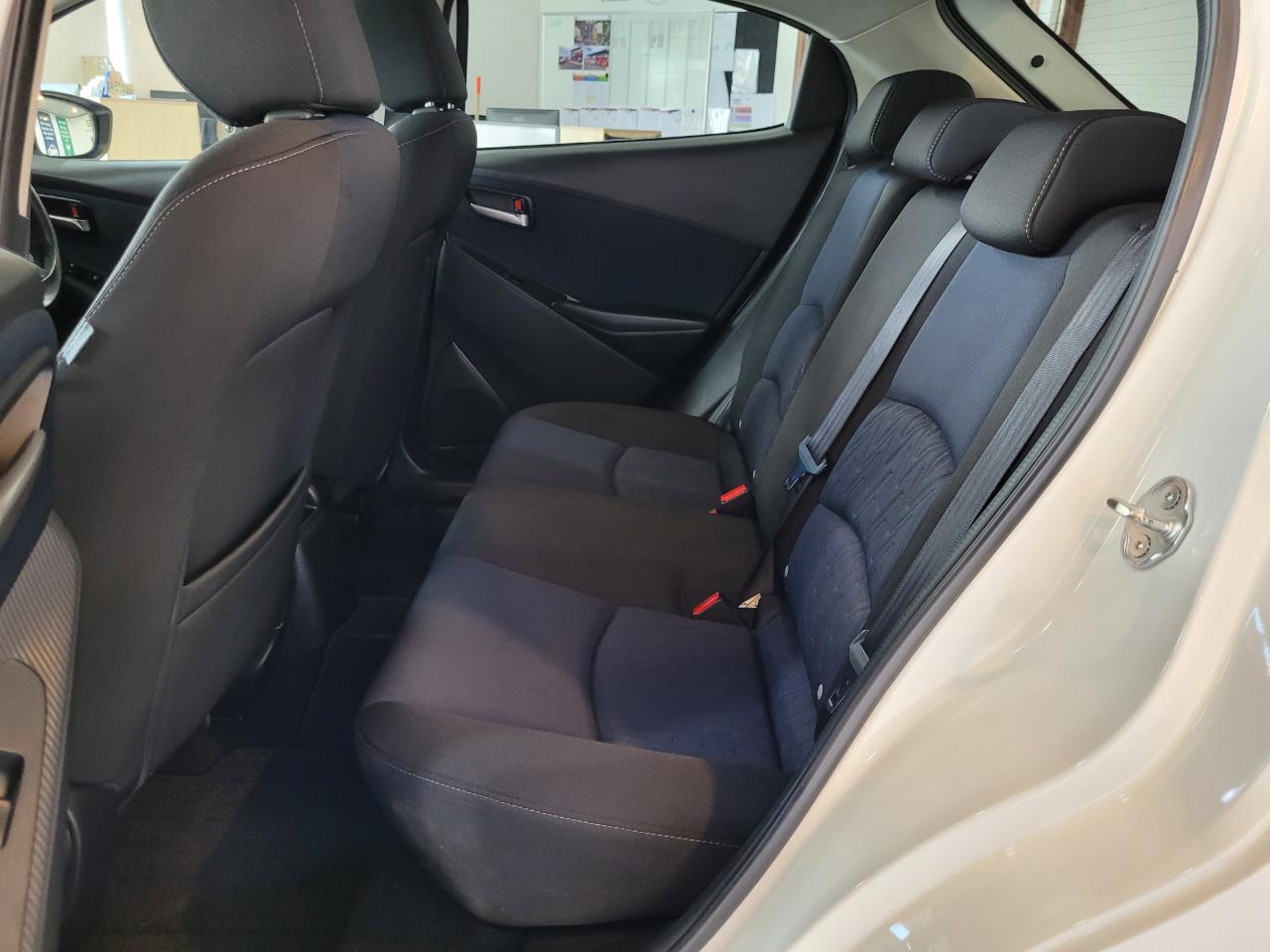 2015 Mazda Demio