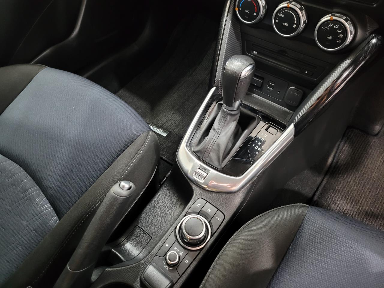 2015 Mazda Demio