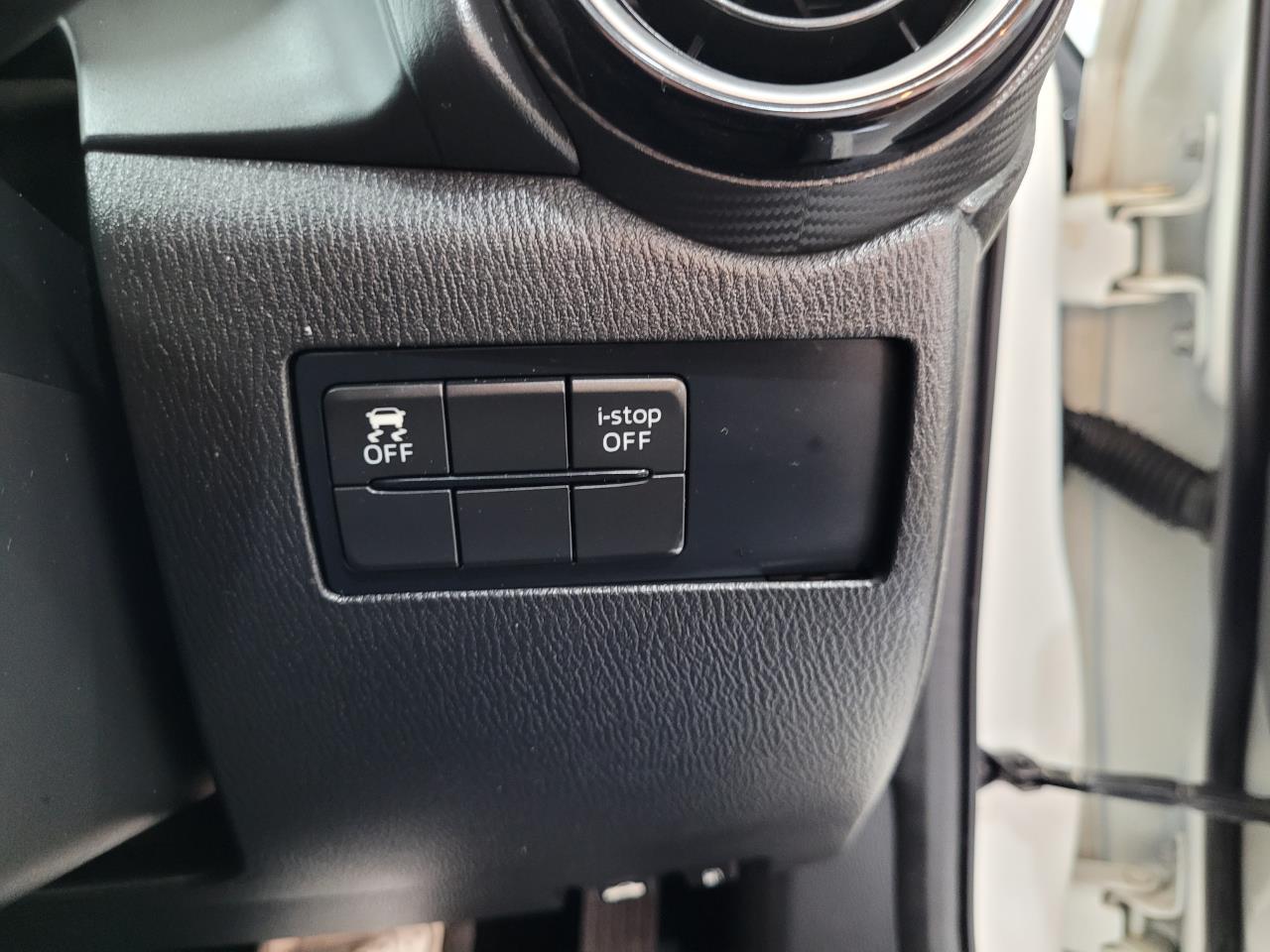 2015 Mazda Demio