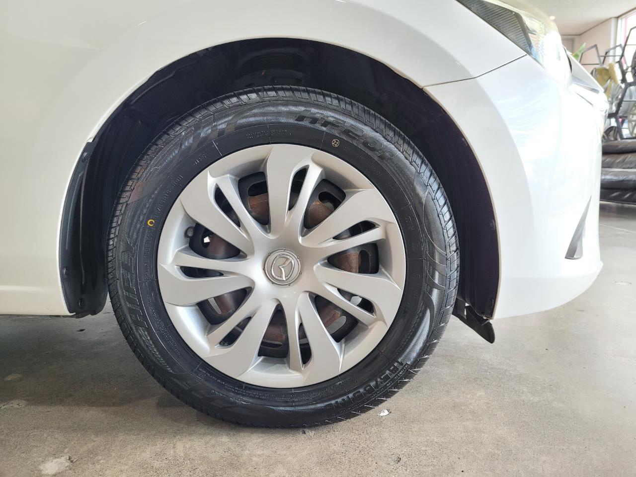 2015 Mazda Demio