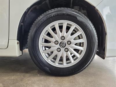 2014 Toyota Noah - Thumbnail