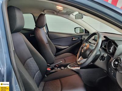 2015 Mazda Demio - Thumbnail