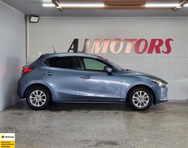 2015 Mazda Demio - Thumbnail