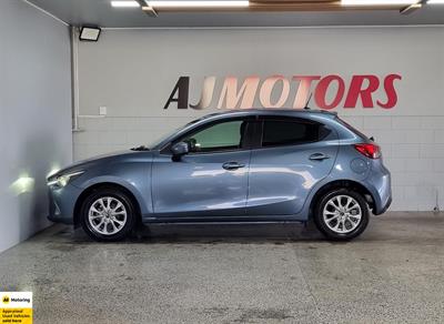 2015 Mazda Demio - Thumbnail