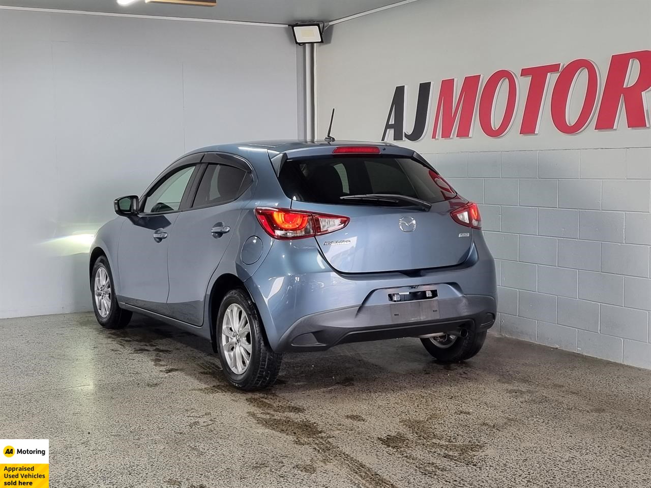 2015 Mazda Demio
