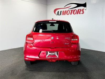 2017 Suzuki Swift - Thumbnail