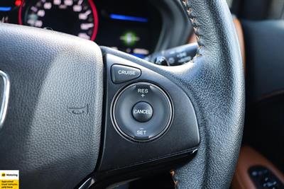 2014 Honda Vezel - Thumbnail