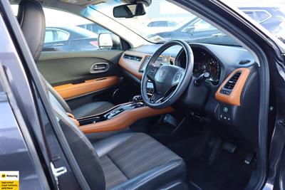 2014 Honda Vezel - Thumbnail